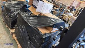 Pallet of hand sanitizer wipes - 4