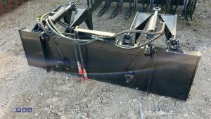 6ft bucket grab c/w euro brackets (unused) - 5