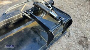 6ft bucket grab c/w euro brackets (unused) - 9
