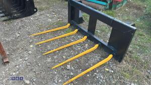 Muck fork c/w euro brackets (1.3m approx)(unused) - 4