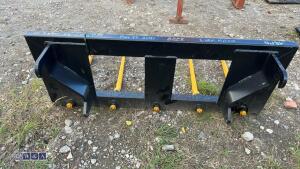 Muck fork c/w euro brackets (1.3m approx)(unused) - 6