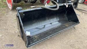 4 in 1 bucket c/w euro brackets