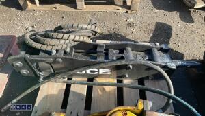 JCB hydraulic machine breaker c/w lines (30mm pins) - 7