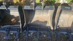 JCB 19'' digging bucket (30mm pins) (unused) - 2