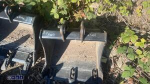 JCB 19'' digging bucket (30mm pins) (unused) - 3