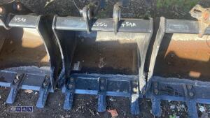 JCB 19'' digging bucket (30mm pins) (unused) - 2