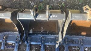 JCB 19'' digging bucket (30mm pins) (unused) - 3