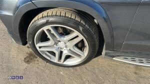MERCEDES-BENZ GL350 AMG (YX63 RZA)(MoT 16th April 2027)(V5 & manuals in office)(CATEGORY S INSURANCE LOSS) - 11