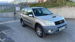 TOYOTA RAV4 diesel 4 door (FD53 JXK)(MoT 8th September 2027)(V5 in office)
