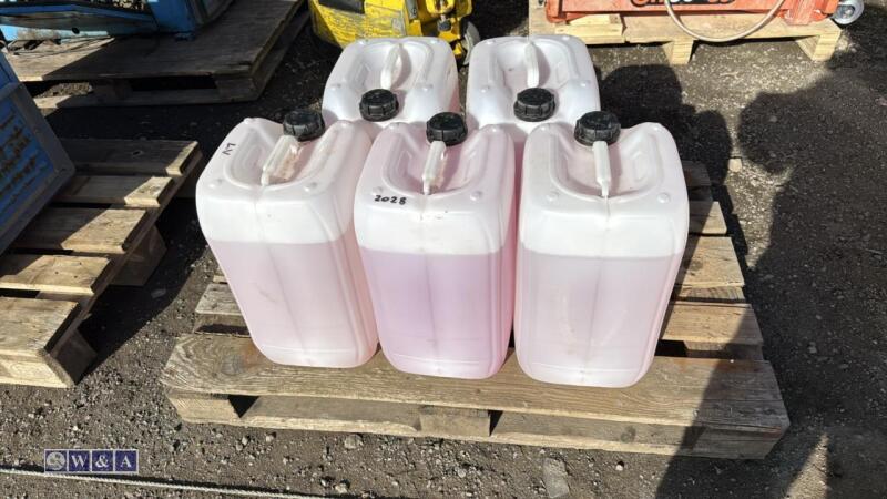 5 x drums of traffic film remover