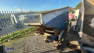 2 x tipping skips - 3