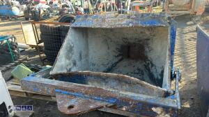 CONQUIP concrete skip - 6