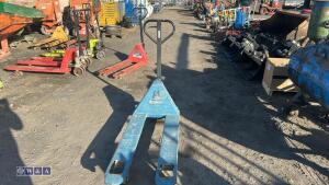 CONQUIP 2500kg manual pallet truck - 4