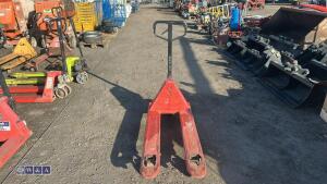 2500kg manual pallet truck - 2