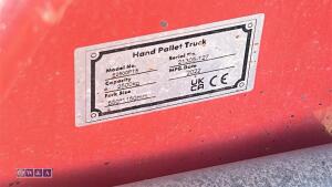 2500kg manual pallet truck - 6