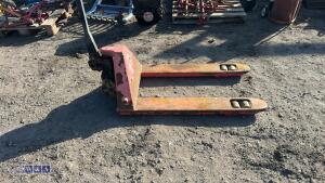 Pallet truck (red) - 8