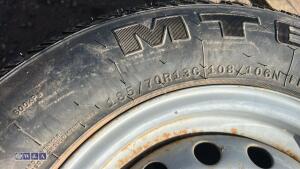 2 x wheels & tyres (185/70R13C) - 6