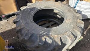 MICHELIN tyre (495/70R24)