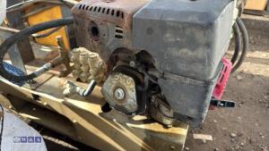 Petrol jet wash c/w hose, lance & tank - 4