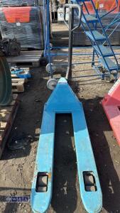 2500kg manual pallet truck - 5