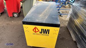 Wheeled contractor site vault - 2