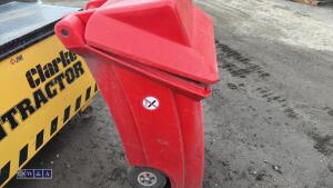 Fuel caddy - 3