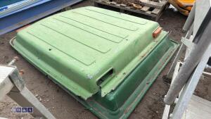 2 x JOHN DEERE SG2 cab roofs - 3
