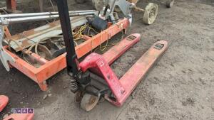 Manual pallet truck - 3