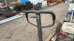 2500kg manual pallet truck - 2