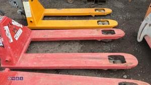 2500kg manual pallet truck - 5