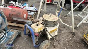 BRENDON petrol jetwash c/w hose (3428728)
