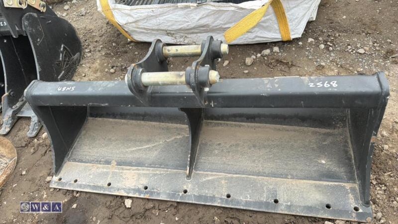 4ft ditching bucket to suit 3t (40mm pins)