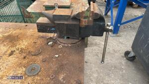 Steel workbench c/w vice - 3