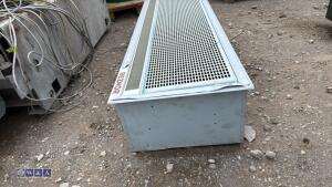 REZNOR 3-phase overhead door heater - 2