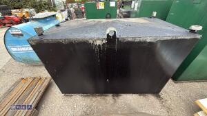 2190ltr oil tank - 2