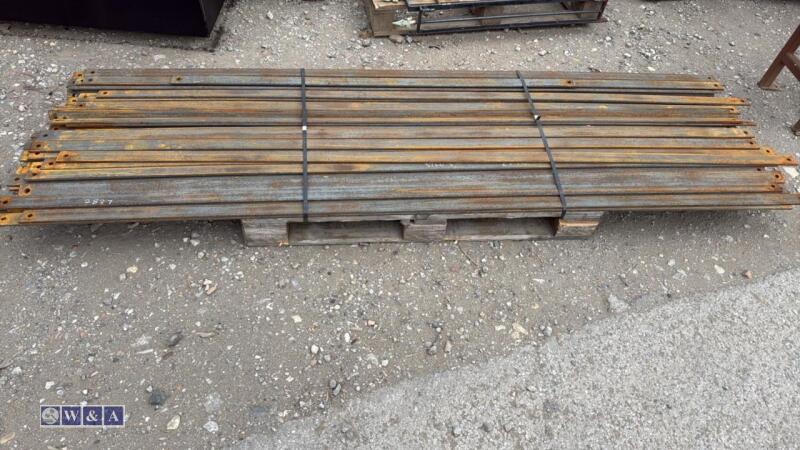 Quantity of approx 2.6m steel strips