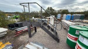 Set of steel steps - 3