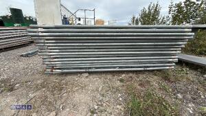 Quantity of solid fence panels (approx 16) - 2