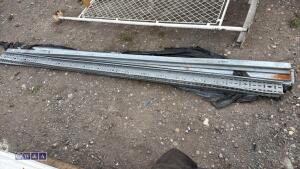 Metal cable ducting sections
