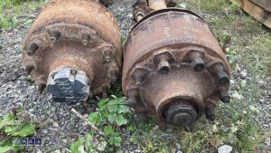 2 x wagon axles - 2