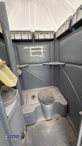 Portable toilet - 4