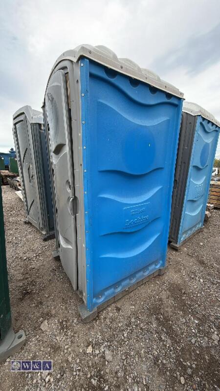 Portable toilet