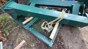 Electric gates & posts to suit approx 16ft opening - 3