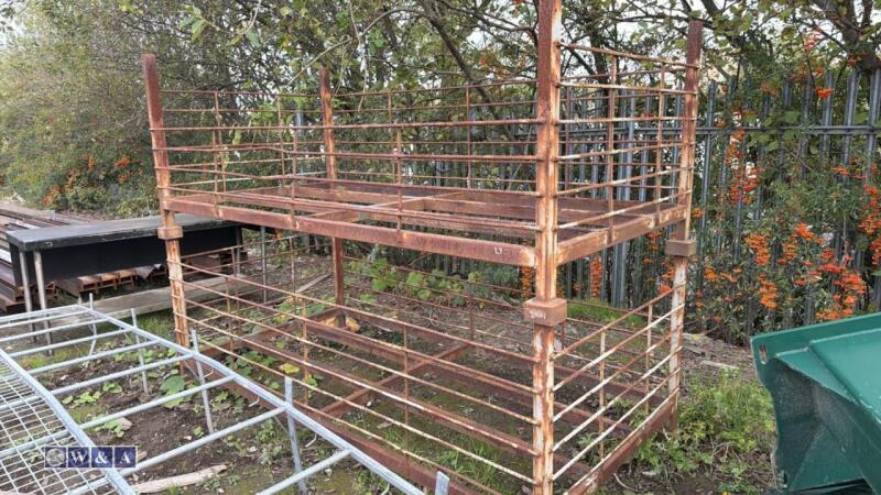 2 x metal cages (large)
