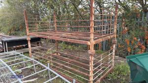 2 x metal cages (large)