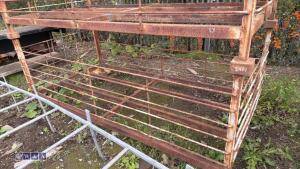 2 x metal cages (large) - 2