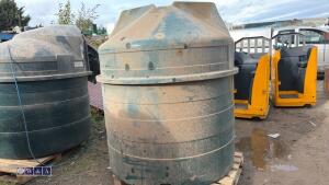 FUEL STATION 1400ltr diesel tank c/w 240v pump, fuel meter & hose - 8