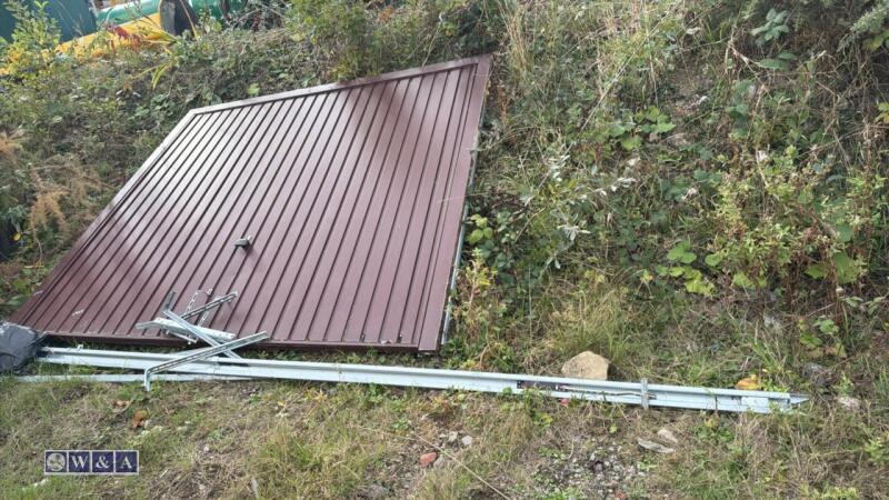 Electric garage door (approx 2.28m x 2.03m)