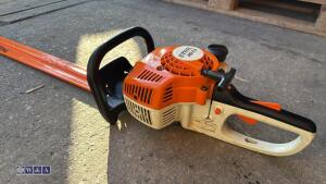 STIHL HS45 24'' petrol hedge trimmer - 3