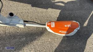 STIHL battery strimmer & backpack battery - 3